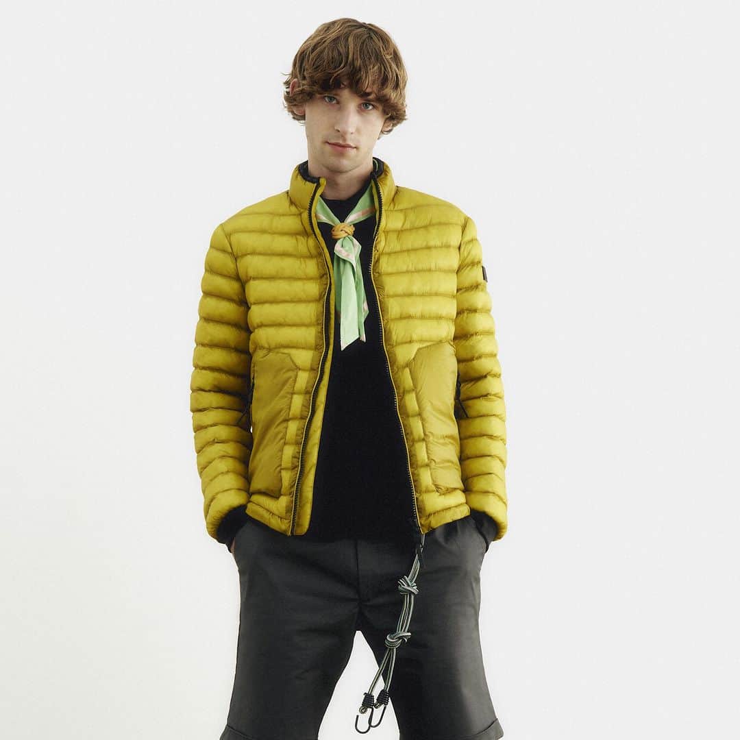 のインスタグラム：「ONIZUKA RUG | A technical take on urban wear. #EverydayChallenge #PeutereyAttitude #Peuterey #SS23」