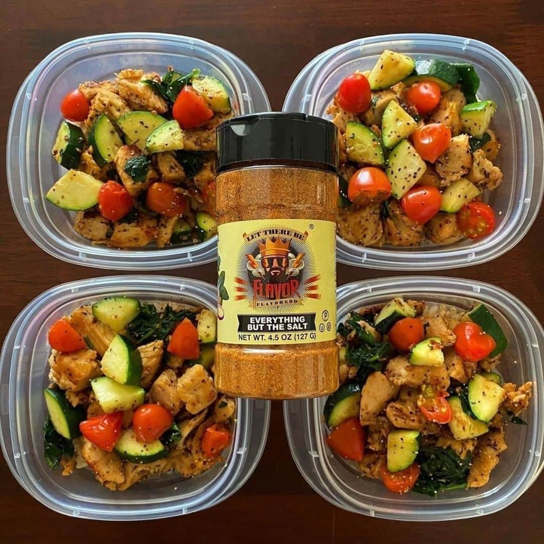 Flavorgod Seasoningsのインスタグラム：「Meal Prep by Customer:👉 @bodybybrandt Seasoned with:👉 #Flavorgod Everything but the salt!🧂⁠ -⁠ Add delicious flavors to your meals!⬇️⁠ Click link in the bio -> @flavorgod | www.flavorgod.com⁠ -⁠ Flavor God Seasonings are:⁠ ➡ZERO CALORIES PER SERVING⁠ ➡MADE FRESH⁠ ➡MADE LOCALLY IN US⁠ ➡FREE GIFTS AT CHECKOUT⁠ ➡GLUTEN FREE⁠ ➡#PALEO & #KETO FRIENDLY⁠ -⁠ #breakfast #fitness #food #foodporn #foodie #instafood #foodphotography #foodstagram #yummy #instagood  #foodies #tasty #cooking #instadaily #lunch #healthy #seasonings #flavorgod #lowsodium #glutenfree #dairyfree」