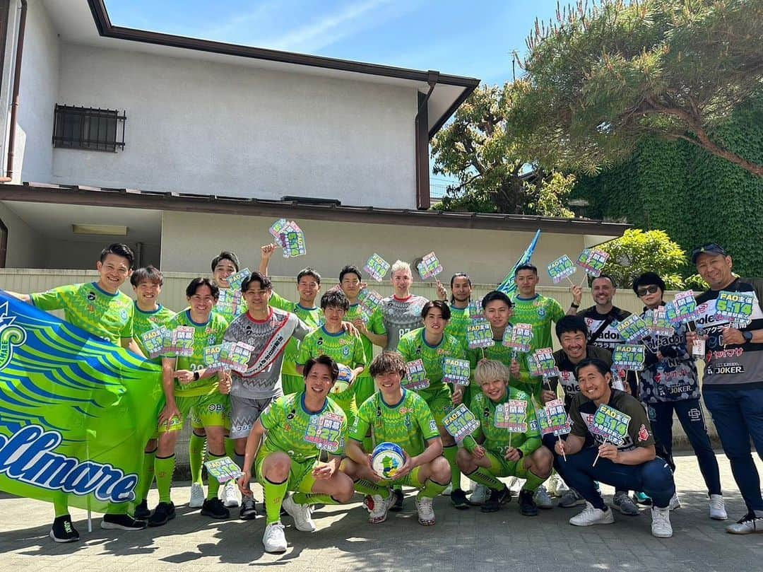 菊池大介のインスタグラム：「・ ・ 初めての北条五代祭り🏯☀️  沢山声をかけていただきありがとうございました。  次はFリーグ優勝して小田原で 優勝パレードできるように頑張ろう🔥🔥  いい天気すぎて日焼けしたー🤣  #bellmare_F #北條五代祭り #ThanksRespect #小田原 #小田原城 #小田原観光大使」