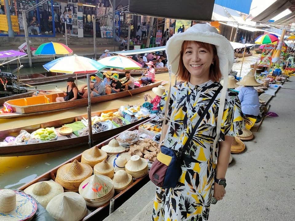 福田萌のインスタグラム：「タイ旅行🇹🇭  とにかく情報量が多いよ〜！  まるでウォーリーをさがせ👓  楽しかったなぁ〜」