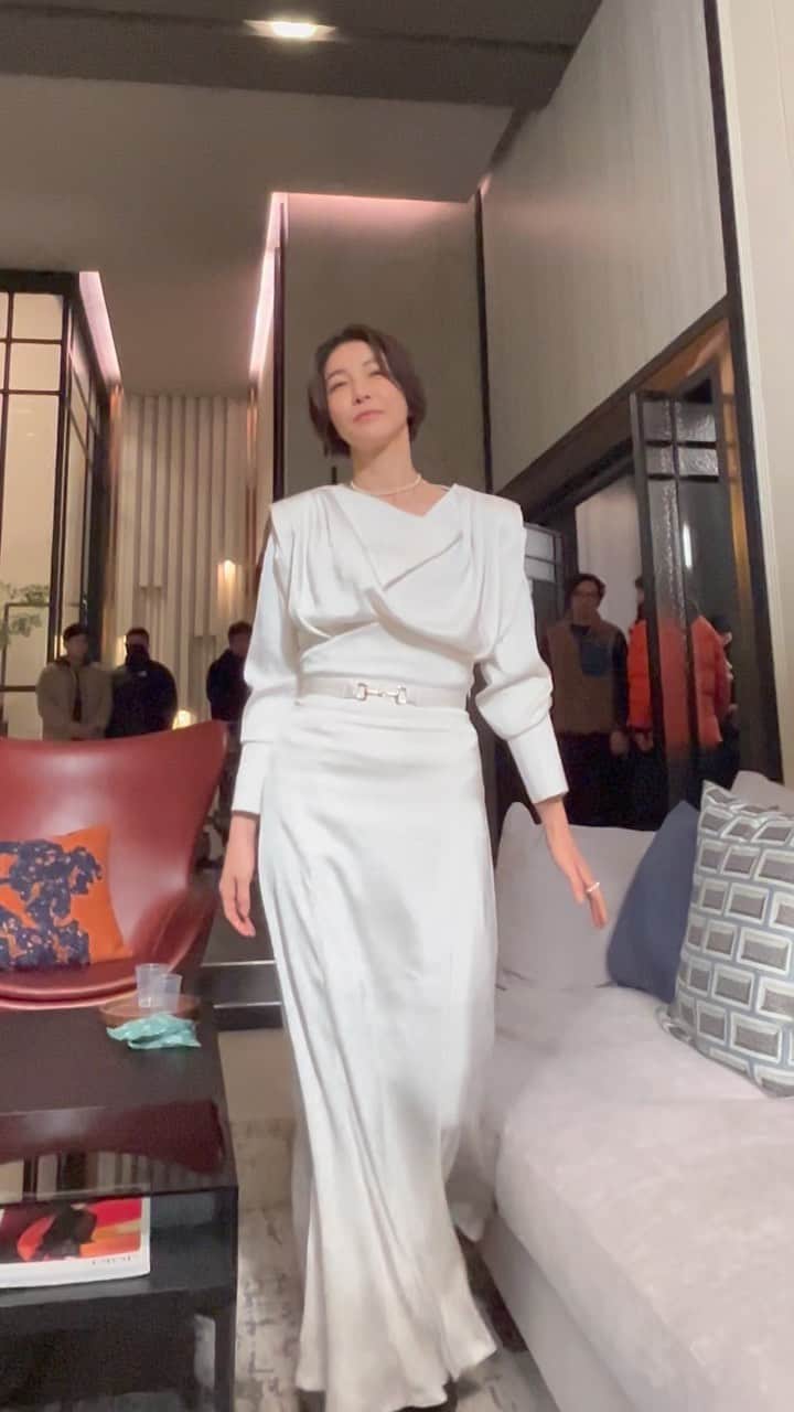 チン・ソヨンのインスタグラム：「#정아는부자」
