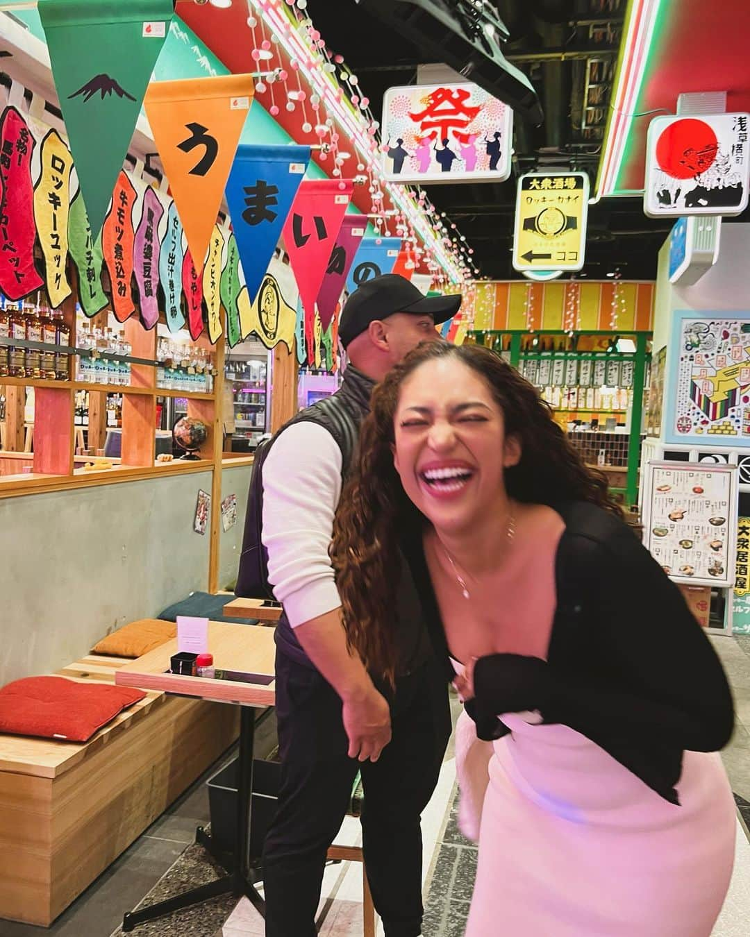 ユリサさんのインスタグラム写真 - (ユリサInstagram)「浅草の思ひ出👺  #AsakusaVibes #tokyomemories  #asakusa #tokyo #japan」5月4日 12時35分 - yurisa