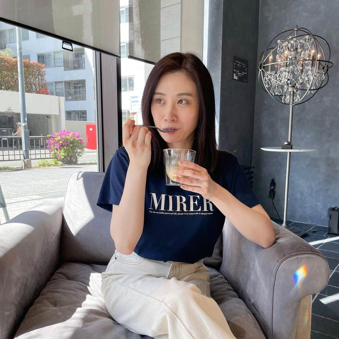 鈴木芳奈のインスタグラム：「ん〜🍨おいひ〜」