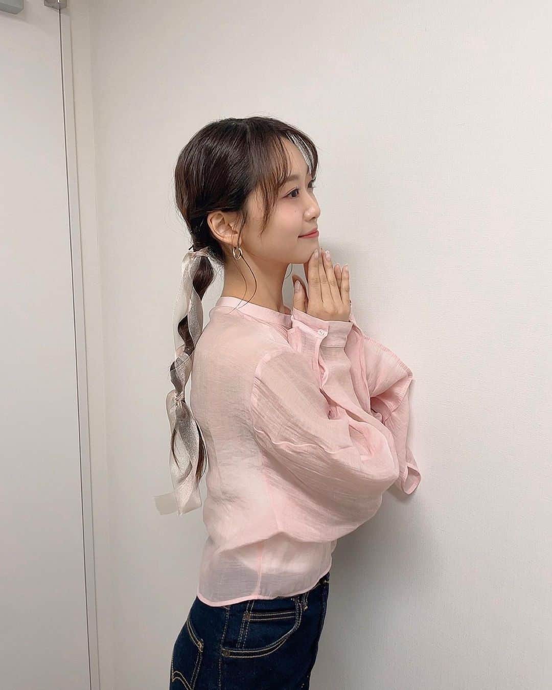 芹澤優のインスタグラム：「・  スケスケピンク〜 スケスケピンクリボン〜  最新のヘブバンレディオな私です！ 聞いてね見てね👼🏻  #ヘブバン #4章後編進まねぇ #でもがんばる」