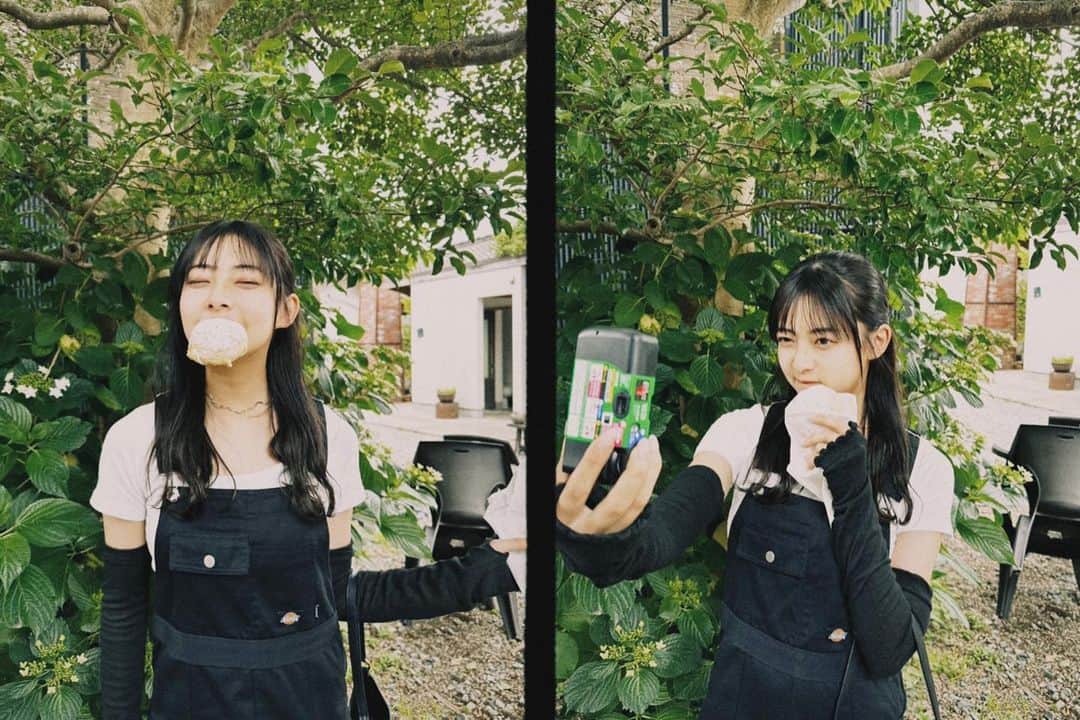 千葉祐夕のインスタグラム：「愛知に帰った時に、ママが沢山写真を撮ってくれてた〜っ  今日のストーリーのフォーも、このパンも、写真見返してて思ったんだけど、ママと半分こばっかしてる笑  パンの中だとメロンパンが1番好き」