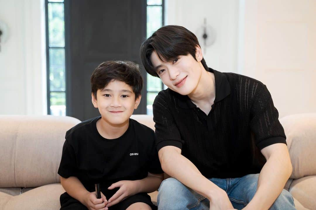 Raffi Ahmadさんのインスタグラム写真 - (Raffi AhmadInstagram)「My Son Rafathar, Rayyanza & @nct_dojaejung, @_jeongjaehyun @do0_nct @sugaringcandy🔥❤️ Ganteng-ganteng anaknya Father Mother 🤣🤣 TOP Is The Best!!! @smtown_idn」6月2日 18時20分 - raffinagita1717