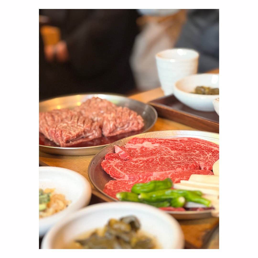 大竹ひとみさんのインスタグラム写真 - (大竹ひとみInstagram)「🍽️🫶🏻 . .  韓国で頂いた カルビ、ユッケ、サムギョプサル(これだけ写真無い)、全部美味しすぎた。🥺  現地でタッカンマリ食べ損ねたのだけ後悔😭 絶対リベンジ旅行く！  . . .  #韓国旅行 #韓国料理 #漢南洞 #焼肉  #サムギョプサル  #カルビ  #ユッケ  #한남동암소갈비 #한국요리 #갈비살  #고도식 #삼겹살  #육회  #여행스타그램 #instatravel  #instagood #🍖」6月2日 18時24分 - iamhitomi_48