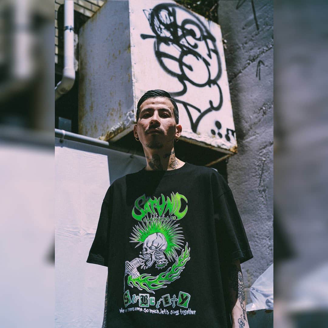 Subciety Subciety Officialさんのインスタグラム写真 - (Subciety Subciety OfficialInstagram)「SATANIC CARNIVAL 2023/Subciety.  SHOUT TEE. COLOR：GREEN,RED SIZE：S-XXL  #satanic #sataniccarnival #サタニック #Subciety」6月2日 18時35分 - subciety_official