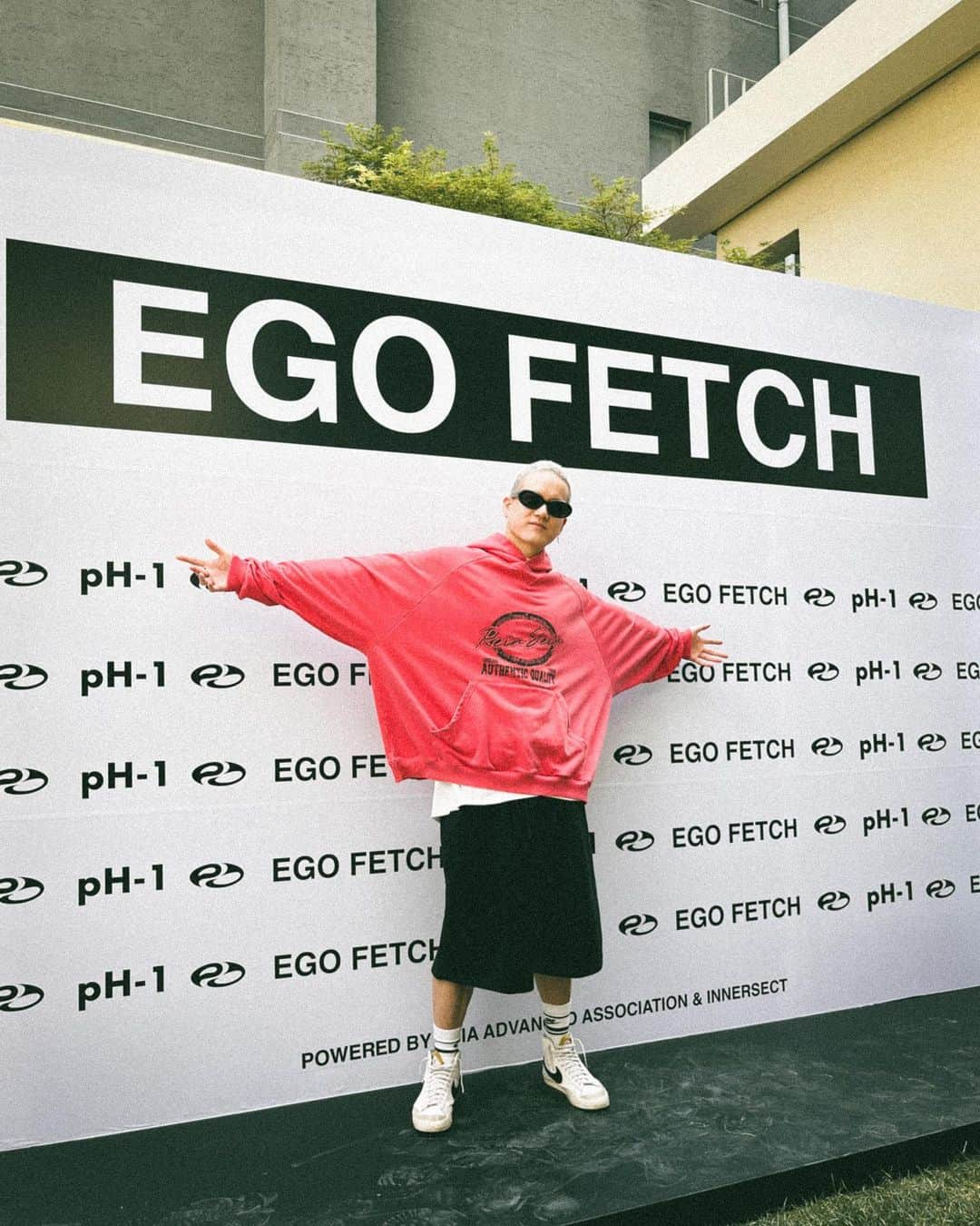 プニエル さんのインスタグラム写真 - (プニエル Instagram)「Congrats @ph1boyyy ! Immediately had to buy a few items cuz I like the style so much !   @egofetch   너무 좋아하는 스타일이라서 바로 몇개 구매했어요」6月2日 18時34分 - btobpeniel