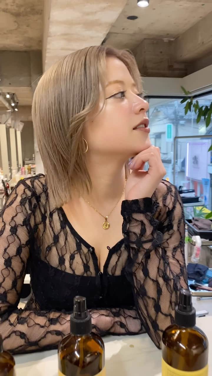 RONAのインスタグラム：「ボブ派？ロング派？👩🏼‍🦱💕」
