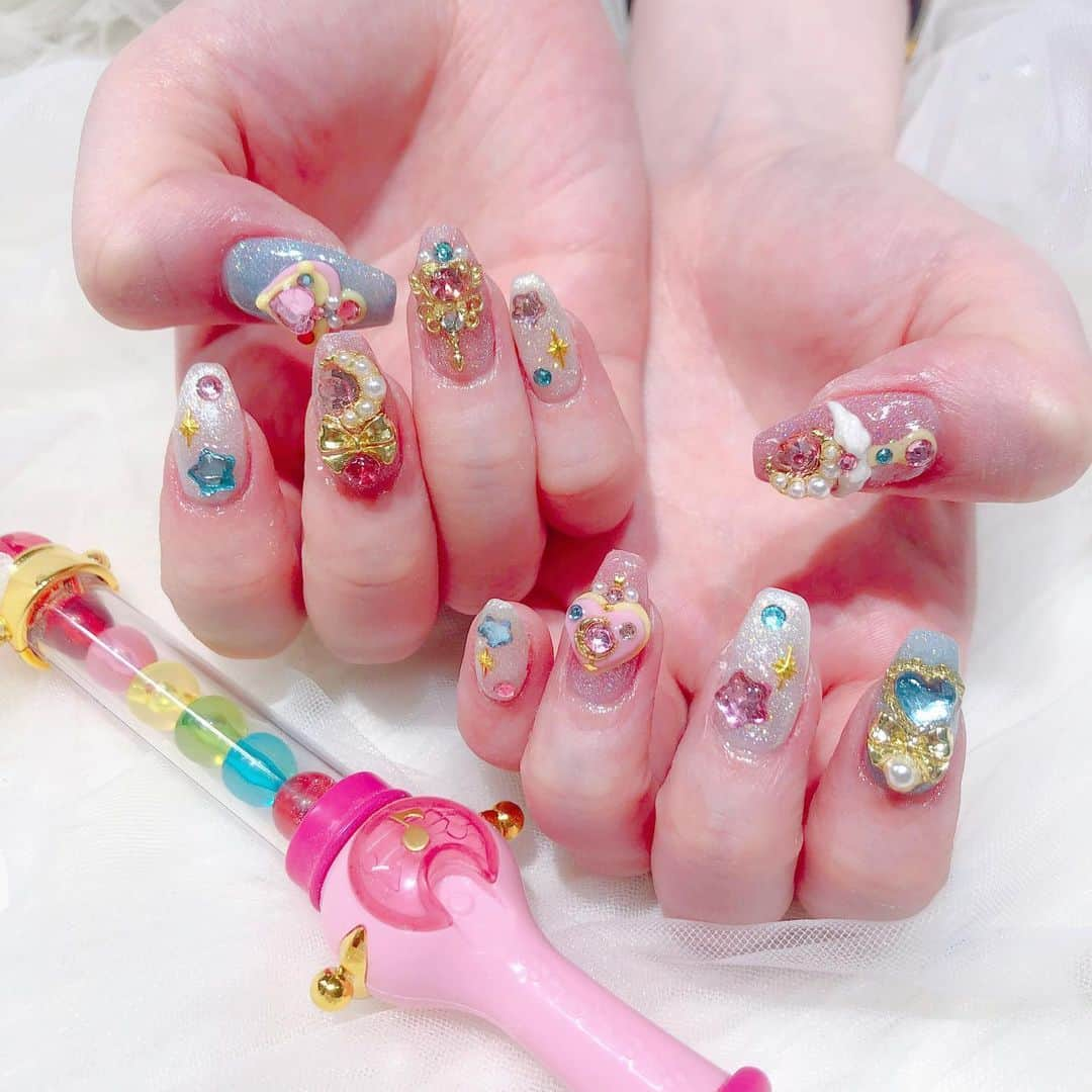 あいにゃんさんのインスタグラム写真 - (あいにゃんInstagram)「🌙💖🪄🫧 * * #nails #nail #sanrionails #magicalgirl #sailormoon #3dネイル #ピンクネイル #水色ネイル #夏ネイル #魔法少女 #魔法少女ネイル #セーラームーン #セーラームーンネイル #おジャ魔女どれみ #おジャ魔女どれみネイル #ゆめかわネイル #ゆめかわ #ゆめかわいい #量産型ヲタク #量産 #ゴテゴテネイル #キラキラネイル #ワンホンネイル #韓国ネイル #中国ネイル #instagood #いいね返し#あいにゃんネイル #美甲」6月2日 19時01分 - ainyan0310