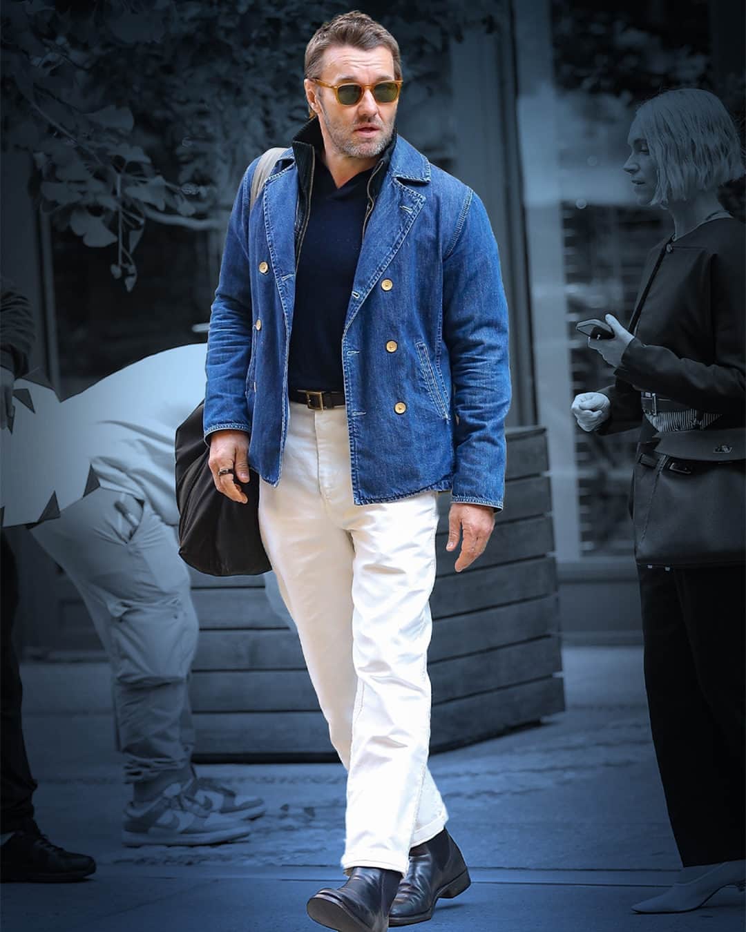 MR PORTERのインスタグラム：「Between the blockbuster bookends that are New York’s Met Gala and the Cannes Film Festival, the month of May has brought with it a wealth of stellar outfits to sink our greedy teeth into. And not just the ultra-fancy tailoring and avant-garde moments that come with the red-carpet territory, mind you, but plenty of on-the-town street style that wouldn’t earn you odd looks in the real world, either. In either case, we’ve been reminded this month of the adage that great style is as much about what you wear as it is the confidence and flair with which you wear it.  Head to the bio to see the looks, and gents, who caught our eye over the month of May.  Words by: The MR PORTER Team  📸:  Mr Joel Edgerton in New York, 17 May 2023. Photograph by Backgrid.  Bad Bunny in New York, 1 May 2023. Photograph by Getty Images.  Mr Haoran Liu attends “The Breaking Ice” photocall at the 76th annual Cannes film festival, 22 May 2023. Photograph by Mr Daniele Venturelli/Getty Images.  Mr Bill Nighy arriving for a pre-Met Gala dinner hosted by Ms Anna Wintour in SoHo, New York, 30 April 2023. Photograph by Gotham/Getty Images.」