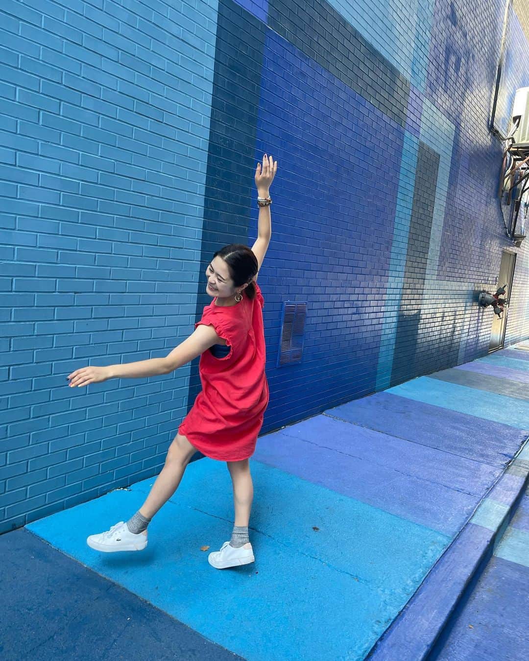 宮原智子さんのインスタグラム写真 - (宮原智子Instagram)「Jump in, dance and feel the moment 🫶  #live #happy  #colorful」6月2日 10時10分 - 55satoko