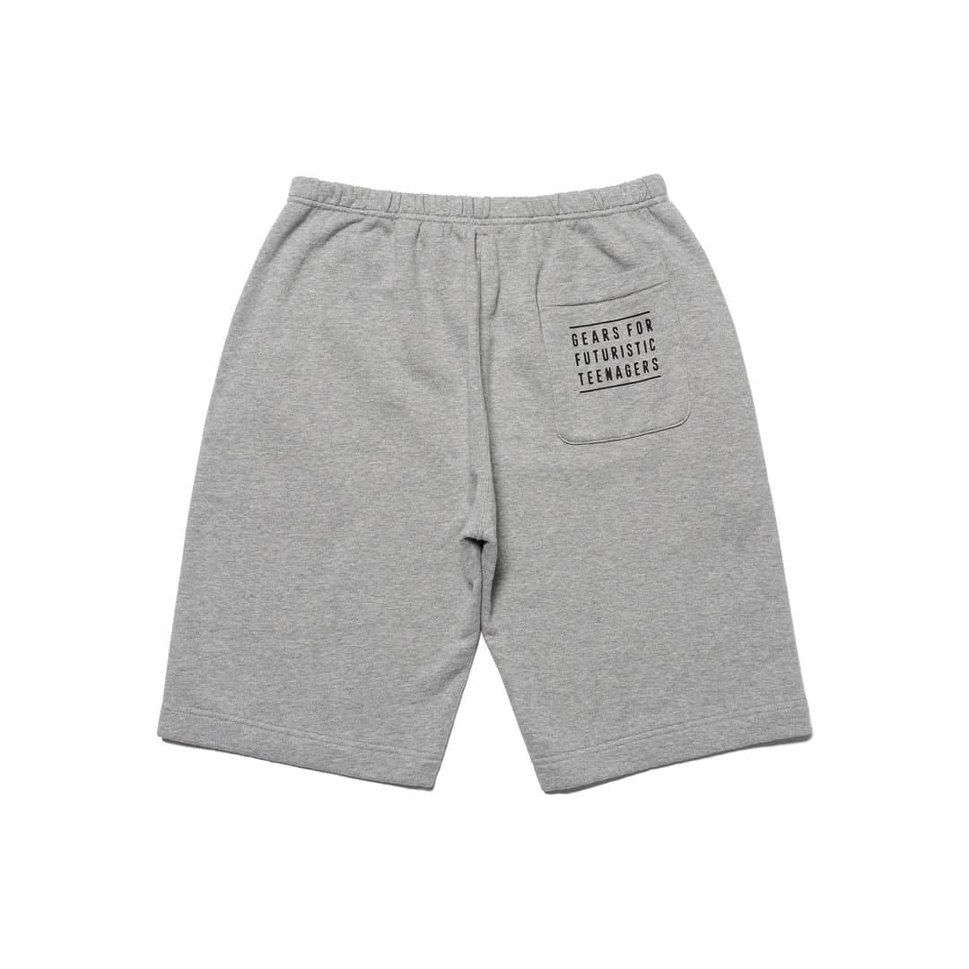 HUMAN MADEさんのインスタグラム写真 - (HUMAN MADEInstagram)「"SWEAT SHORTS" is available at 3rd June 11:00am (JST) at Human Made stores mentioned below.  6月3日AM11時より、"SWEAT SHORTS” が HUMAN MADE のオンラインストア並びに下記の直営店舗にて発売となります。  [取り扱い直営店舗 - Available at these Human Made stores] ■ HUMAN MADE ONLINE STORE ■ HUMAN MADE OFFLINE STORE ■ HUMAN MADE HARAJUKU ■ HUMAN MADE SHIBUYA PARCO ■ HUMAN MADE 1928 ■ HUMAN MADE SHINSAIBASHI PARCO  *在庫状況は各店舗までお問い合わせください。 *Please contact each store for stock status.  軽くて柔らかく、着心地のいいシンプルなスウェットショーツ。 フロント左部分にハートロゴ、バックポケット部分にはGears For Futuristic Teenagersをプリントで落とし込みました。  Simple sweat shorts that are soft, light and super comfortable. A heart logo features on the front left, while “Gears For Futuristic Teenagers” is printed on the back pocket.」6月2日 11時06分 - humanmade
