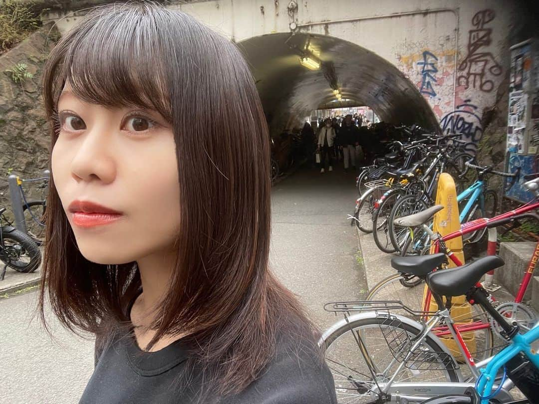 大塚紗英さんのインスタグラム写真 - (大塚紗英Instagram)「公開から5日。 再生回数は20万回を突破🗣‼️  記念に この＜映画＞の制作打ち合わせの様子を 公開します🍿🥤😆 ＿＿＿＿＿＿＿＿＿＿＿＿＿＿＿＿＿＿＿ 【さえチログ】 「  #全人類ヒューマノイド 」はこうやって作り始めました YouTubeをチェック❗️」6月2日 12時13分 - o_t_s_u_k_a_s_a_e