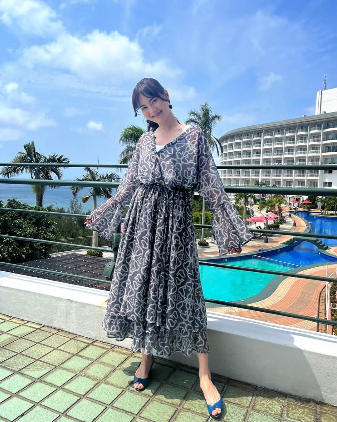 安座間美優のインスタグラム：「TV出演情報  2023年6月3日(土)･10日(土) 13:30〜 RBC「極BBQ旅 in 沖縄」 　 2週連続特番です！ 　  BBQの食材の買い出しに行ったり、 @jimbeamofficial ハイボールを飲みながらお料理対決しちゃったり🥃  ぜひご覧ください🌺  #jimbeam#ジムビーム#okinawa#沖縄#みゅうfashion」