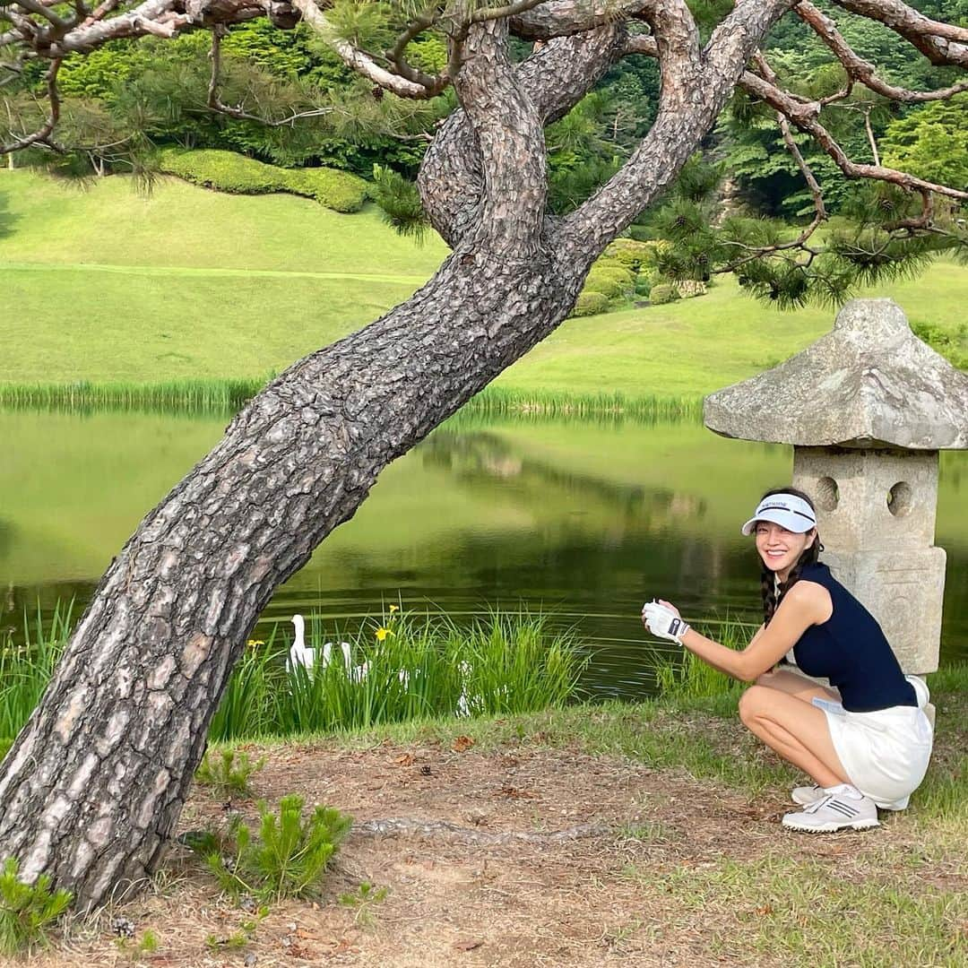 ソ・ヒョリムさんのインスタグラム写真 - (ソ・ヒョリムInstagram)「요즘들어 젤 잘쳤던날🥲 날씨도 뜨겁지 않았고 비도 안오고💕 @youngmi_0909 언니의 @portmayne_official  #포트메인  심플하면서 이쁘고👏」6月2日 12時56分 - hyorim0106