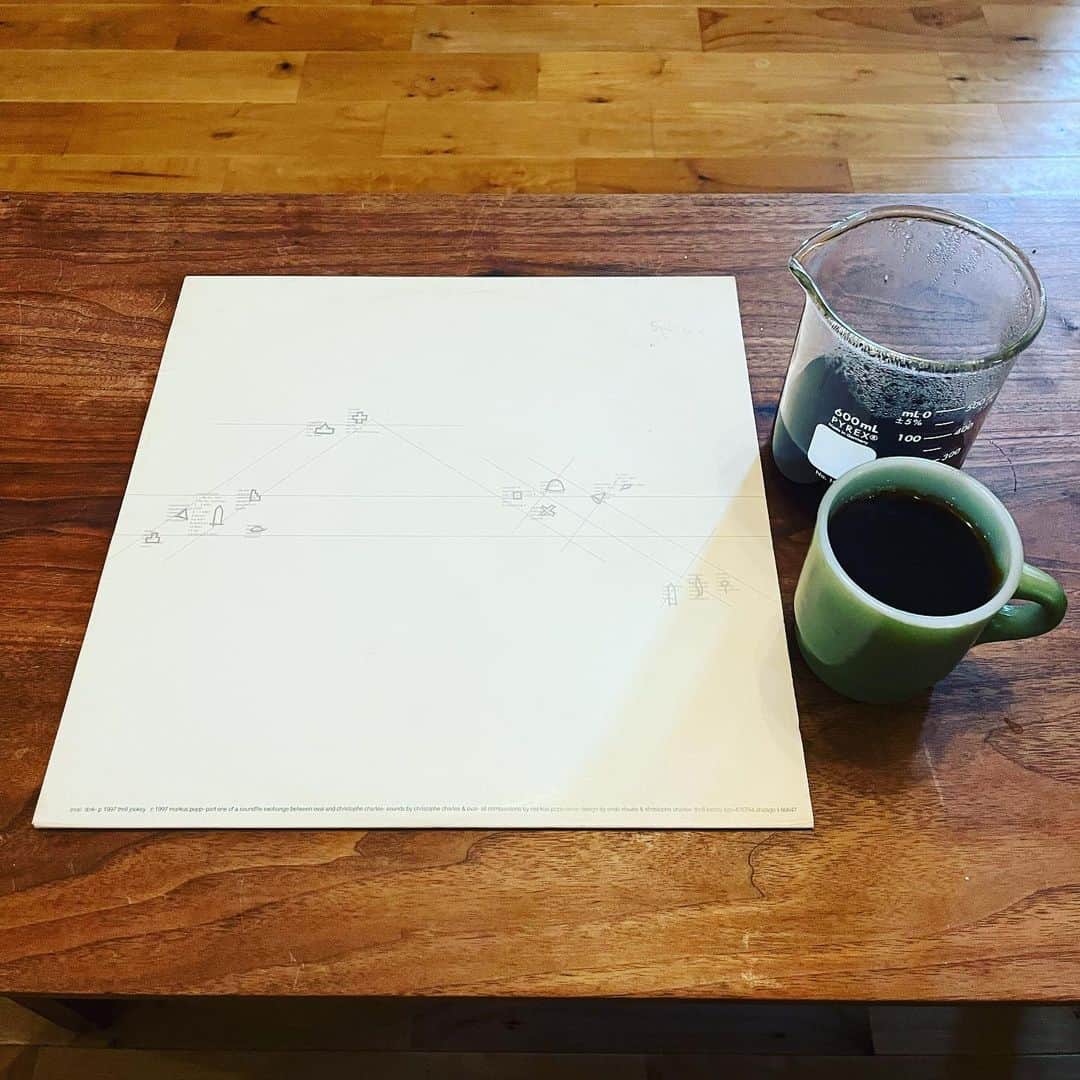 のインスタグラム：「ミックスとかエディットとかリアンプの合間にちょいと！ #コーヒーとレコード」
