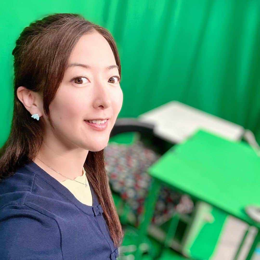 前田真里のインスタグラム：「今日の296ニュース 20時から放送です‼️  ○ご当地キャラ成田詣 うなりくんやカムロちゃん、インザイくんなど全国ご当地キャラクターが成田に♩  ○麻賀多神社 薫風のむすびマルシェ　  ○みんなの畑プロジェクト   【オートバイレーサー #山中琉聖 選手四街道から世界の頂点へ！ 】🏍」