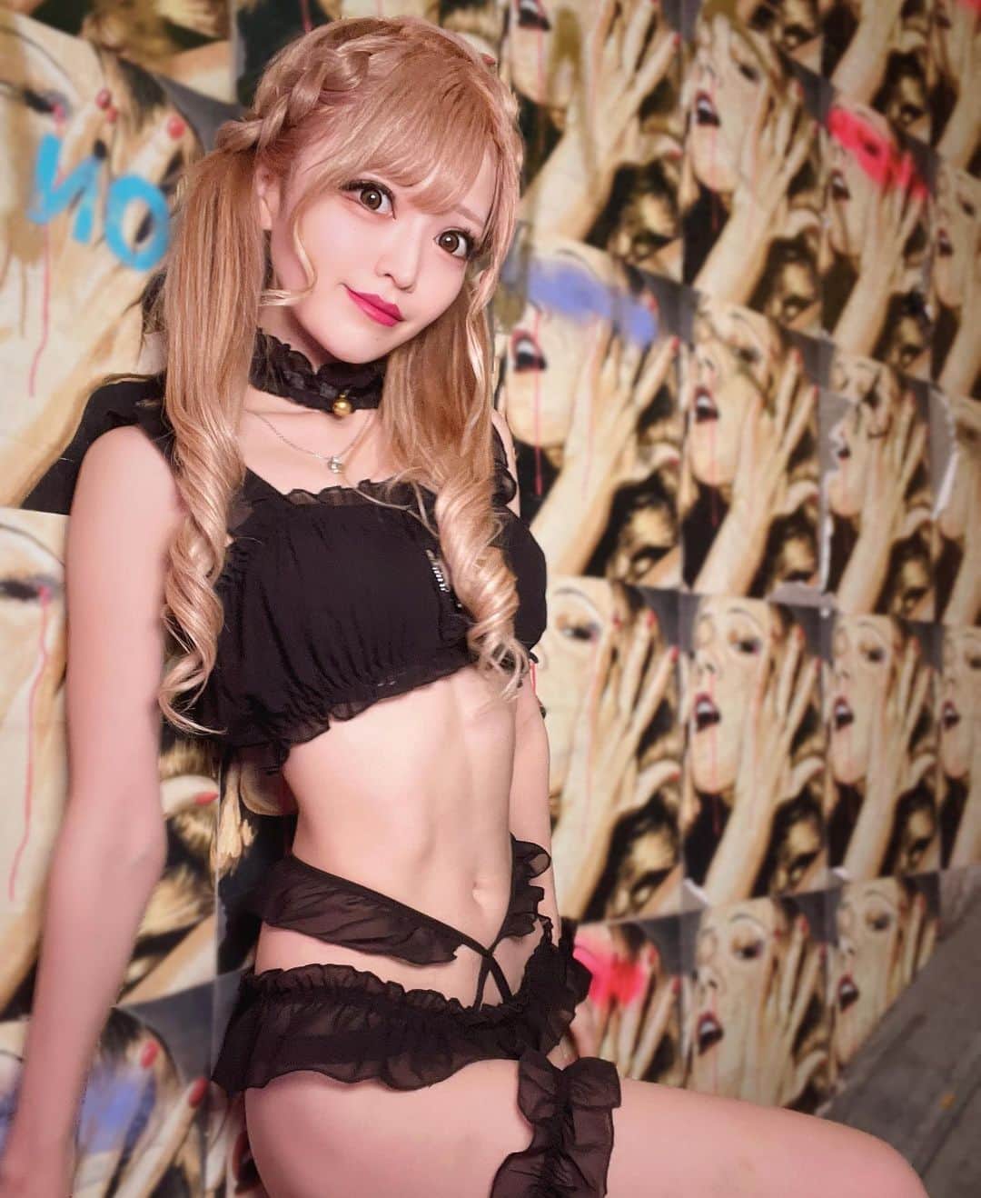 ミランさんのインスタグラム写真 - (ミランInstagram)「🫧🫧ツインテール卒業できない🫧🫧  ・  ・  ・  #パリオン #partyontokyo  #roppongi #tokyo #idol #model #lingerie #dancer #ツインテール」6月2日 13時24分 - milan_partyon