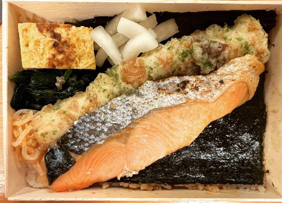 バカリズムのインスタグラム：「特番飯」