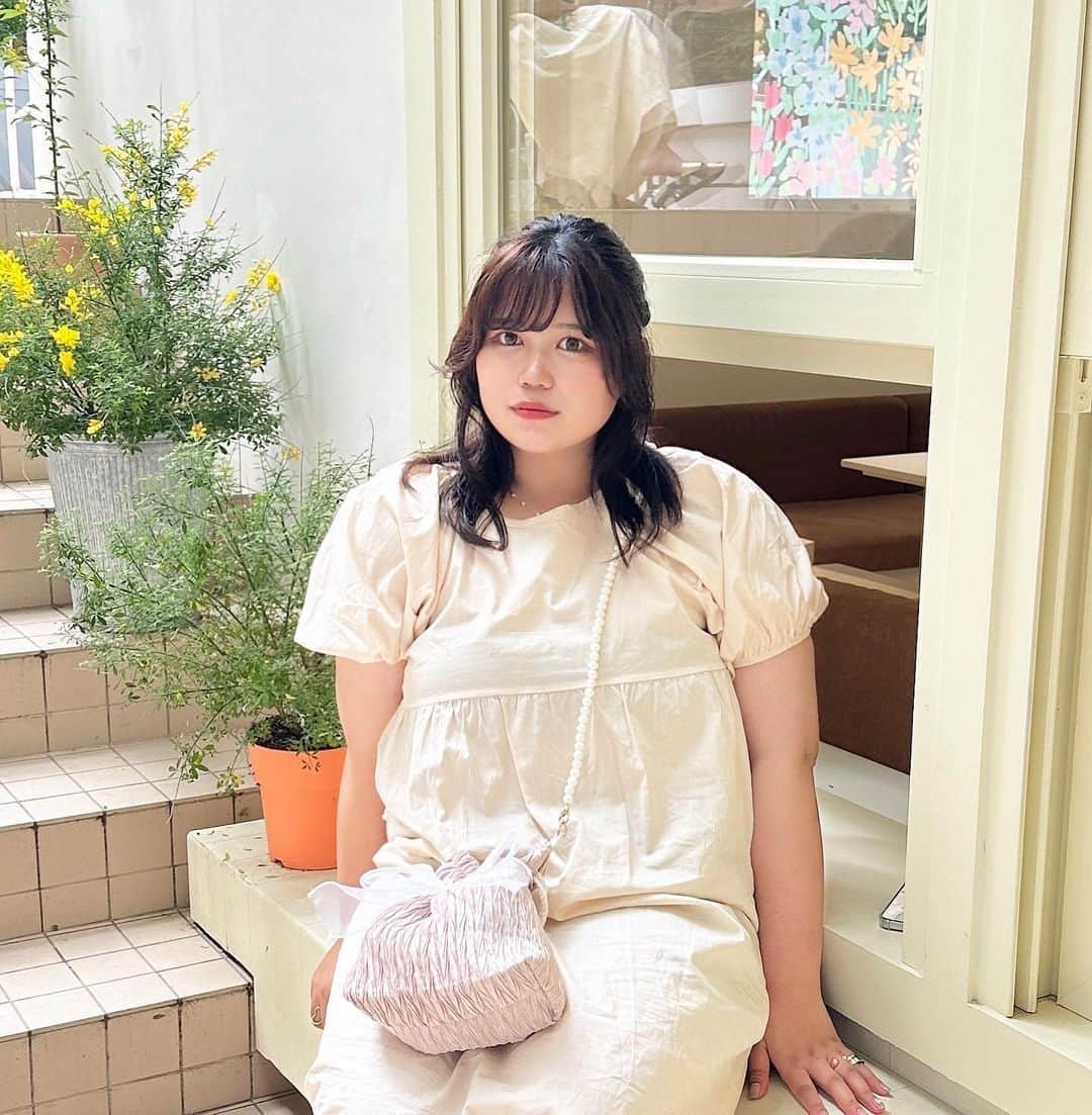 りせともよのインスタグラム：「🥯💛🍯💛🥞  dress : @chulachula__official    #ootd #ぽっちゃりコーデ  #youtube」