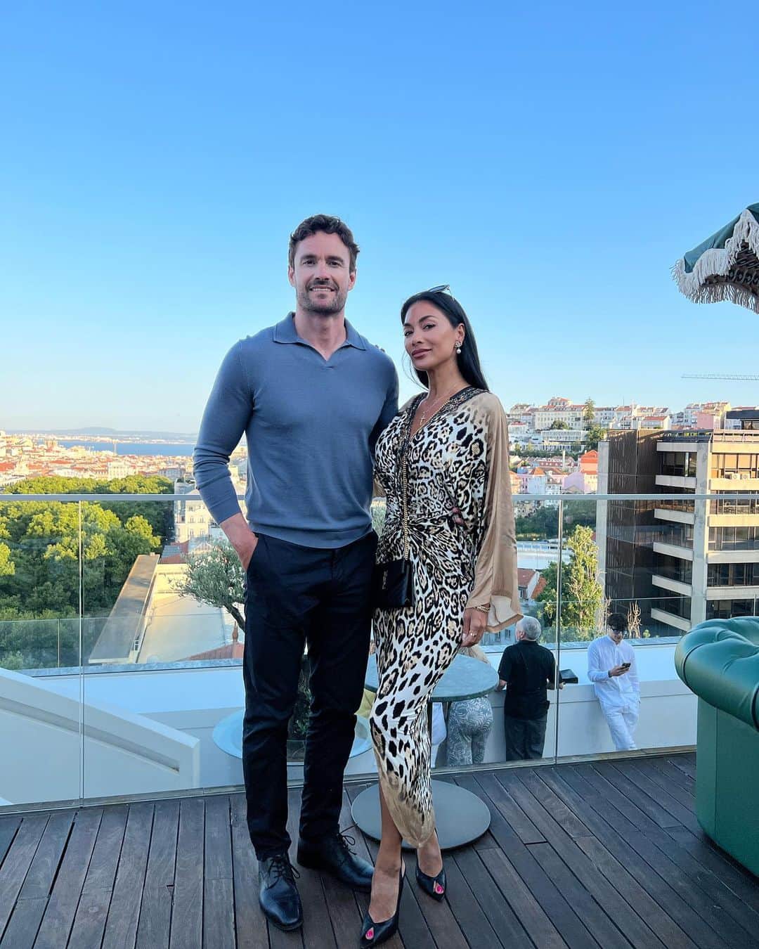 トム・エバンスのインスタグラム：「Lisboa with my ❤️」