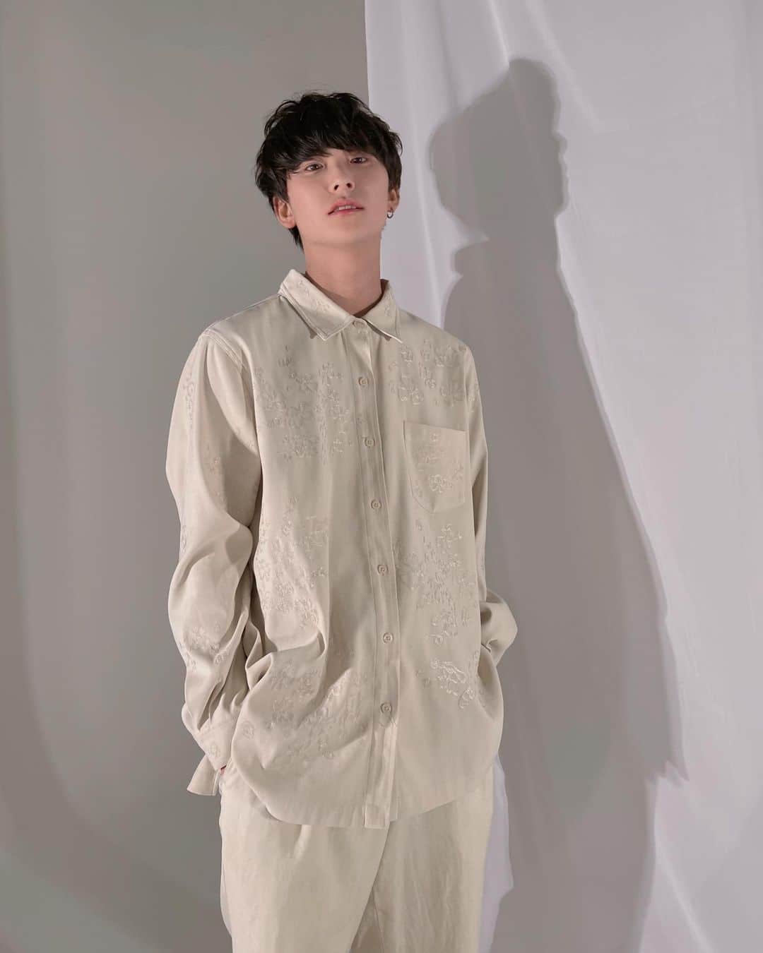 ゆーひのインスタグラム：「白！！」