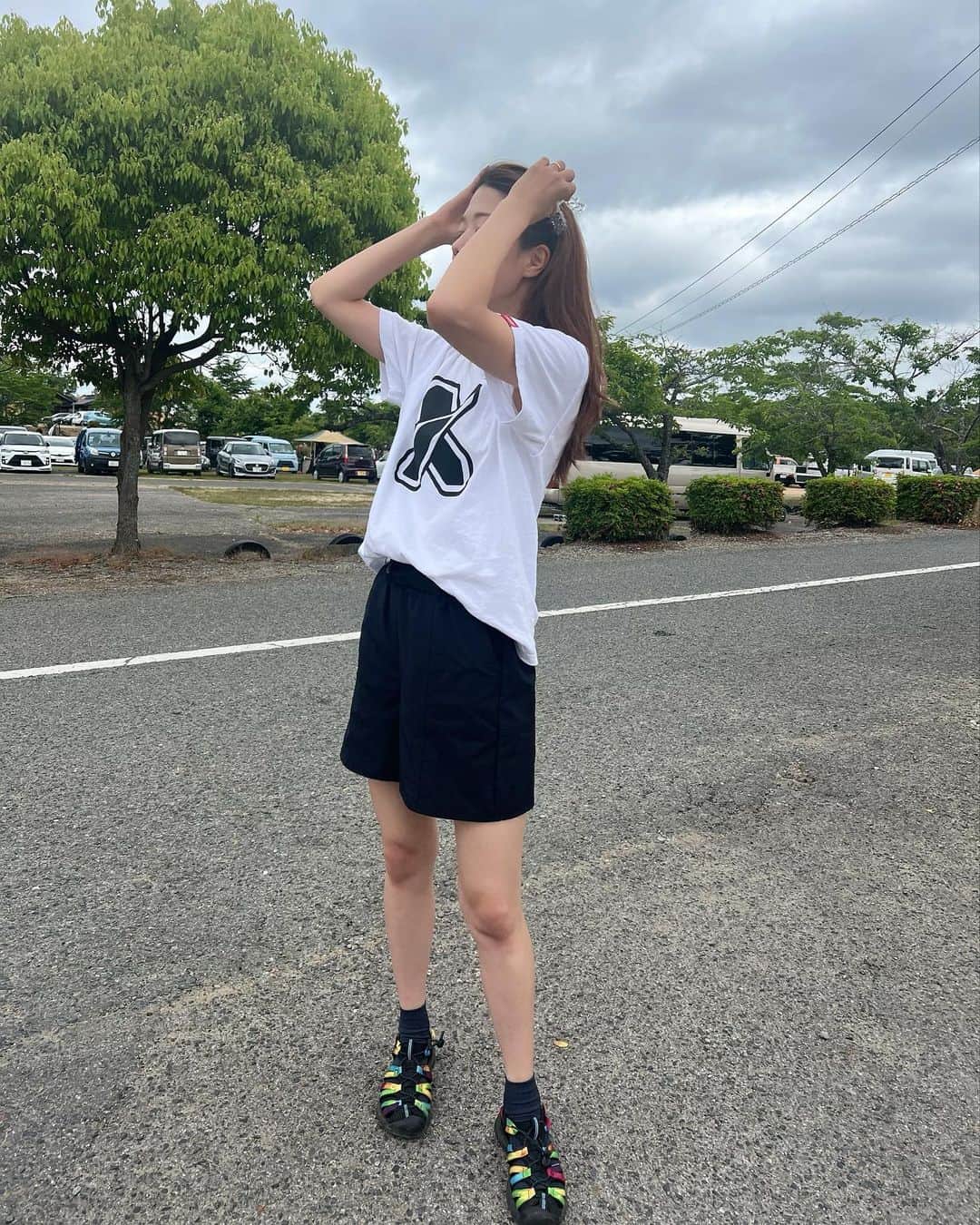 中嶋真緒のインスタグラム：「どーこだ！🌲」