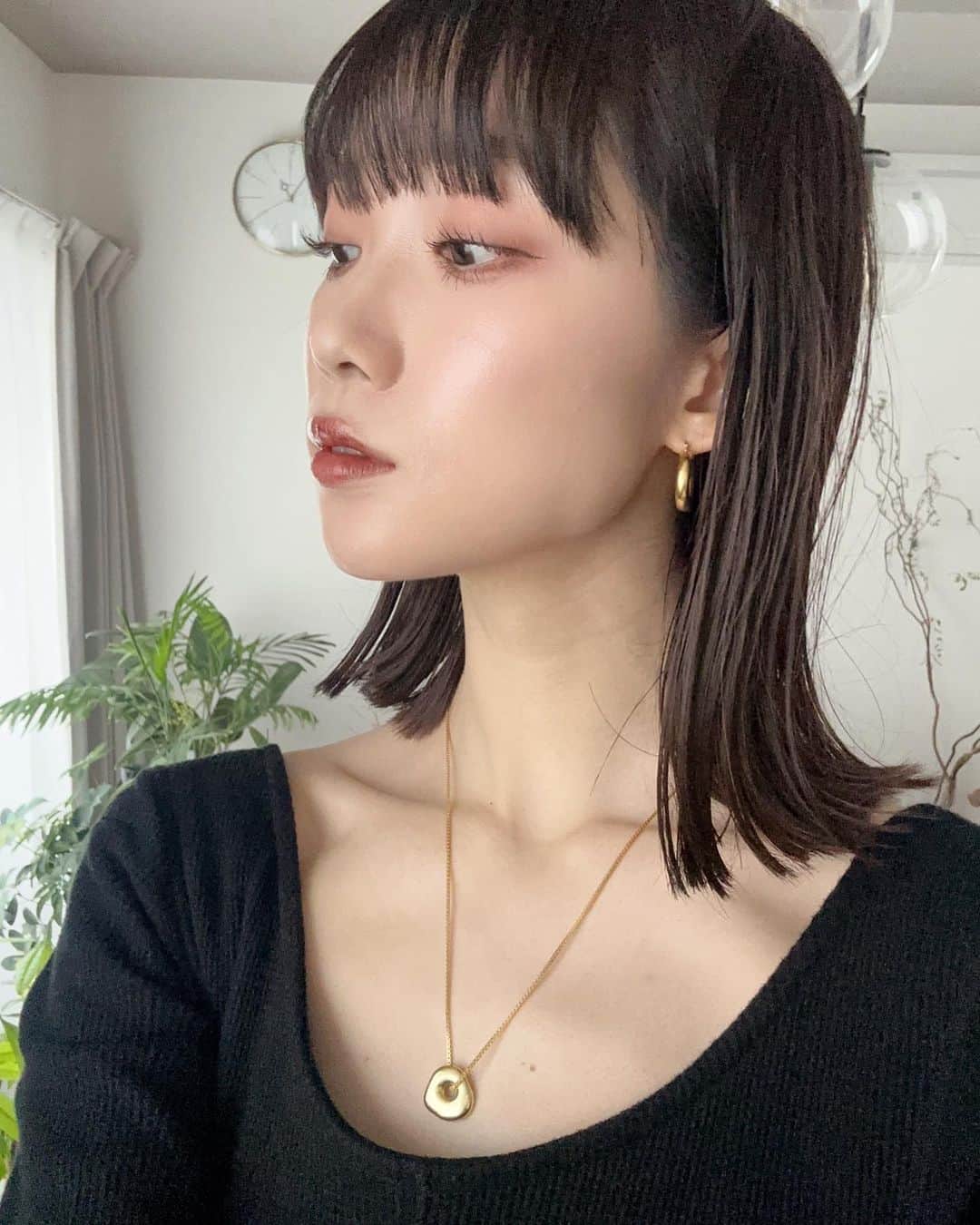 金澤楓さんのインスタグラム写真 - (金澤楓Instagram)「最近はゴールドにもハマってる♡ @nanakotsuchiya_fine   ☝︎シンプルなコーディネートにマッチしてます🟡 ありがとうございます🫶  #favorite#ゴールドアクセサリー#ネックレス#necklace#nanakotsuchiya」5月29日 20時33分 - kae_o51o