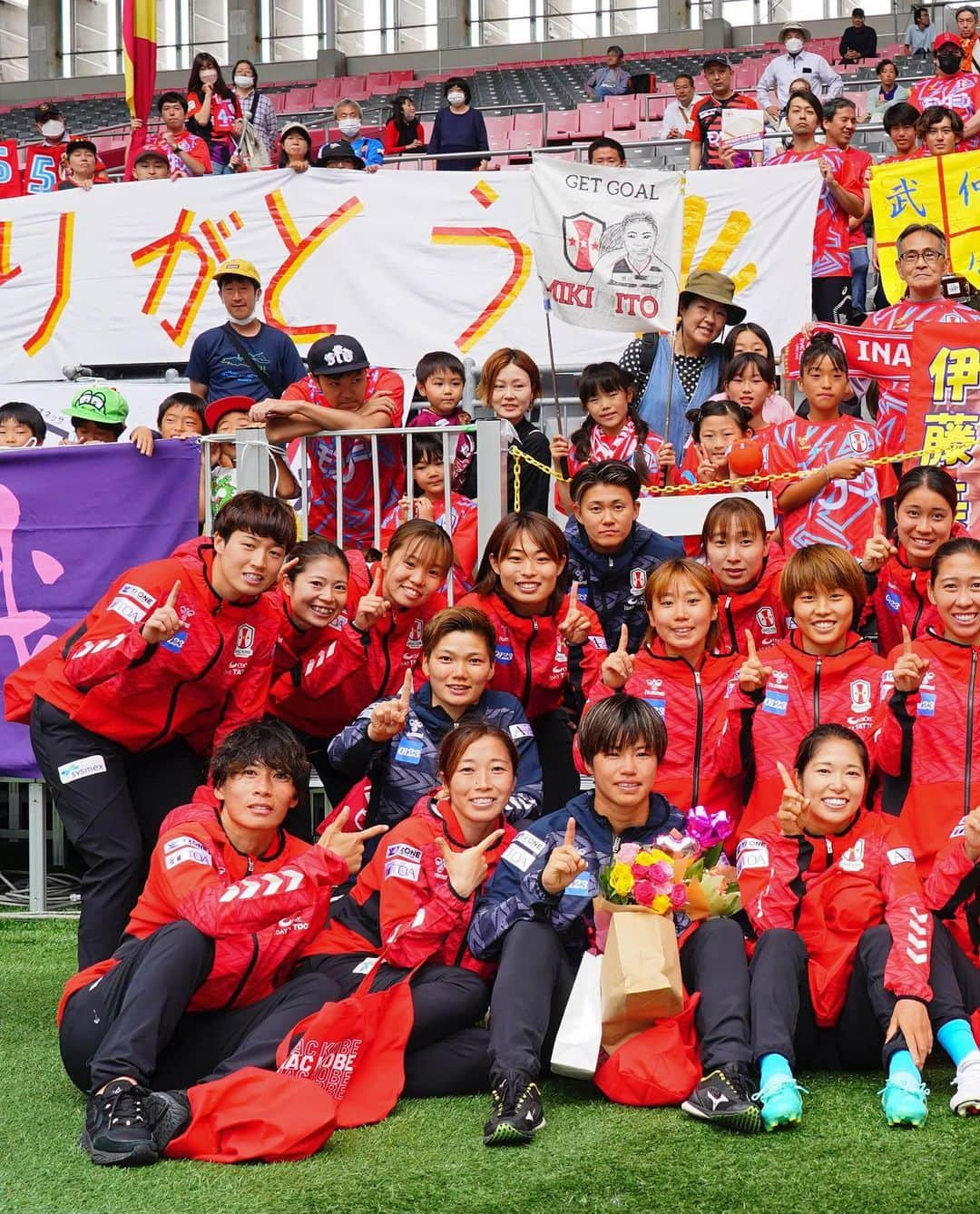 山本摩也さんのインスタグラム写真 - (山本摩也Instagram)「. ⁡ Luchamos hasta el final, vamos @inac_kobe_official!  残り2試合、みんなで勝とう！ ⁡」5月29日 20時44分 - maya02051993