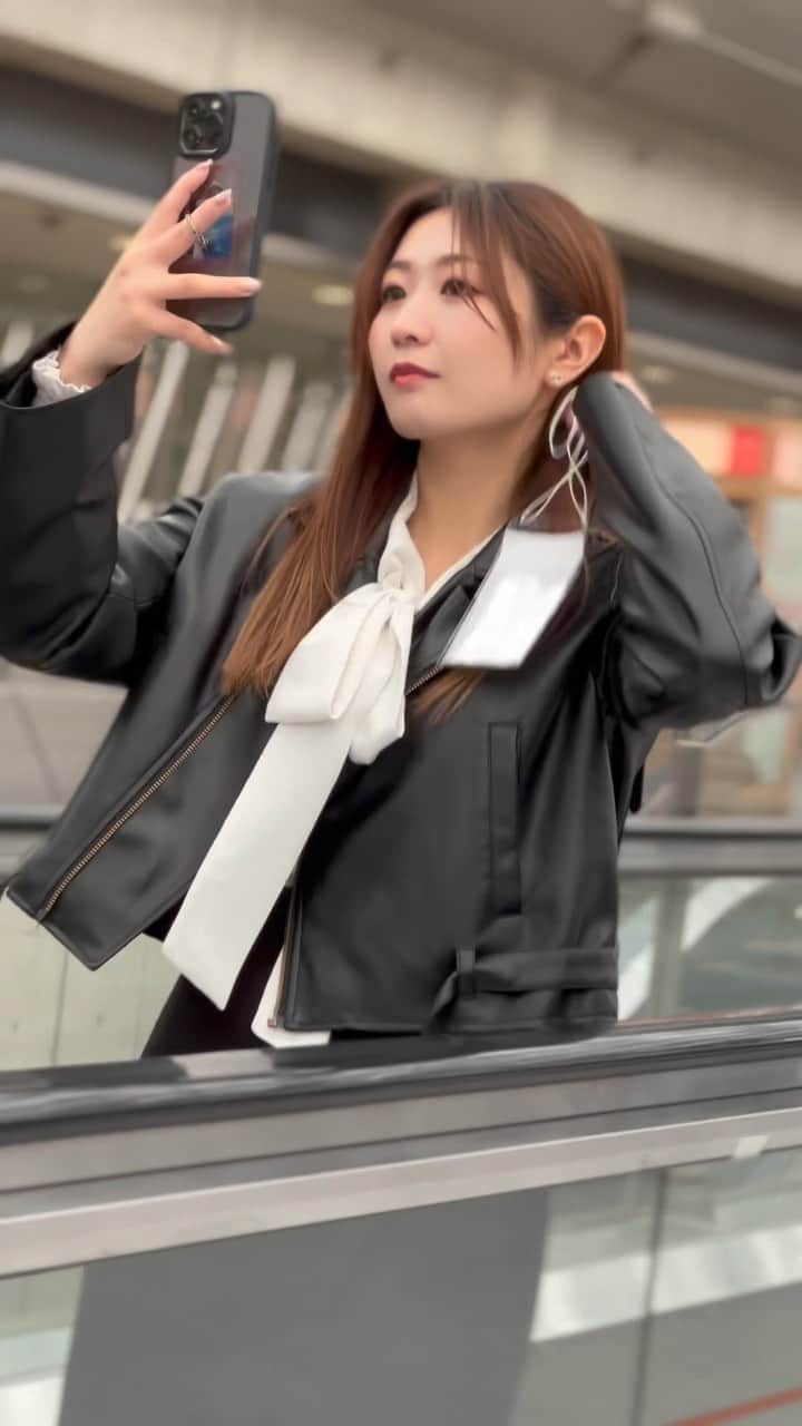 新矢皐月のインスタグラム：「ここはどこでしょう？？#japan #japanesegirl #東京」