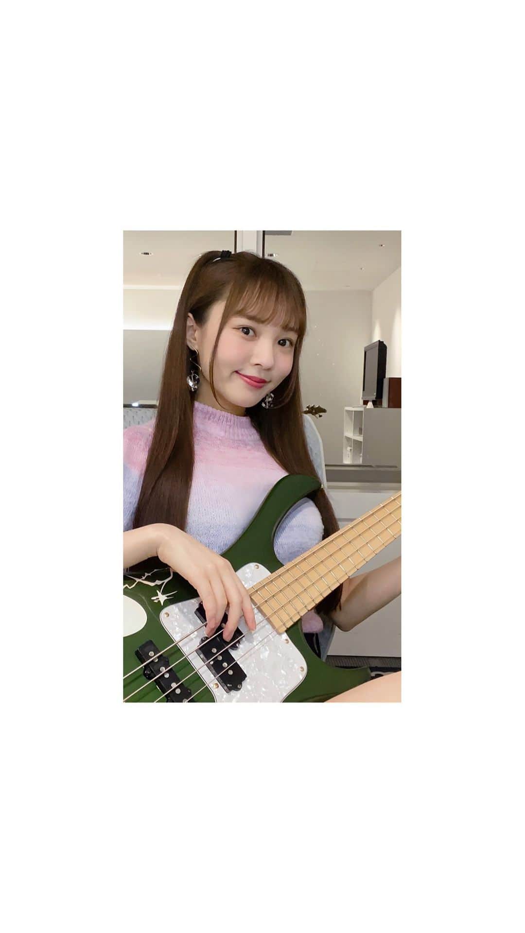 MINAのインスタグラム：「. YouTubeにロングバージョン載せました💖 ぜひ聴いてみてください＾＾ The long version is on YouTube:) . アイドル / YOASOBI さん  #推しの子」