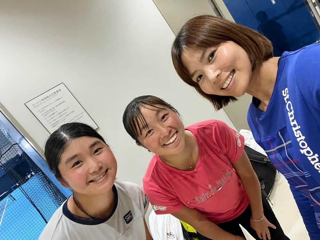 尾崎里紗のインスタグラム：「2人ともおめでとう😊 ⁡ ⁡」