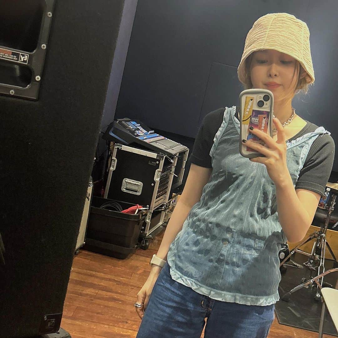 MIOのインスタグラム：「すけすけゼッケン」