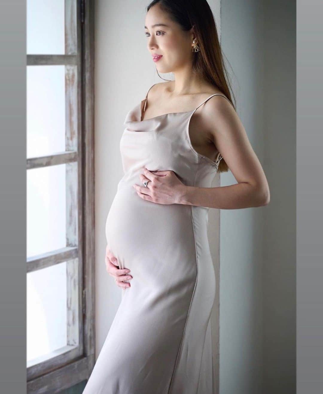 中村エリカさんのインスタグラム写真 - (中村エリカInstagram)「Pretty Momtobe❤️ Hope baby and mama will always well😘 . . @erika__nakamura  . . #pregnant #bumil #preggo」5月29日 13時24分 - erika__nakamura