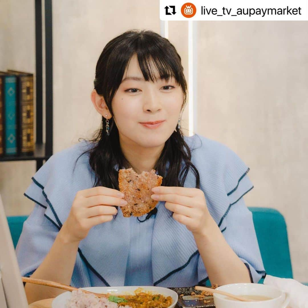 檜山沙耶のインスタグラム：「#Repost @live_tv_aupaymarket with @use.repost ・・・ #晴れのちショッピング 番組横断企画「キャスター対抗 晴れのち選手権」！  檜山沙耶さんが「万歩計ダッシュ」や「ピンポン玉ワンバウンドグラスキャッチ」などに挑戦！  残念ながら勝利はならず…！が！実食コーナーのお煎餅にハマりにハマって、ご満悦でスタジオをあとにされました…笑  #檜山沙耶 #ウェザーニュース #ウェザーニュースキャスター #お天気キャスター #auPAYマーケット #ライブTV #ライブコマース」