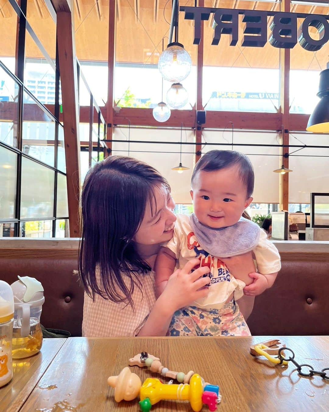 matano Kastaneさんのインスタグラム写真 - (matano KastaneInstagram)「てんしばランチ🍠🌈👶🏻 いいお天気で楽しかったねぇ🤍  あこちゃんいろたん🎀ありがとう♡」5月29日 15時07分 - matanoriii