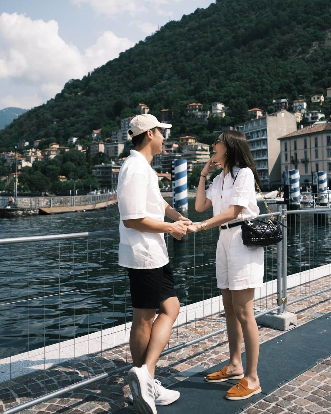 キンバリー・アン・ウォーテマス・ティアムシリのインスタグラム：「เราแวะมาทักทายแล้วนะ Location check 🤍 @kimmy_kimberley」