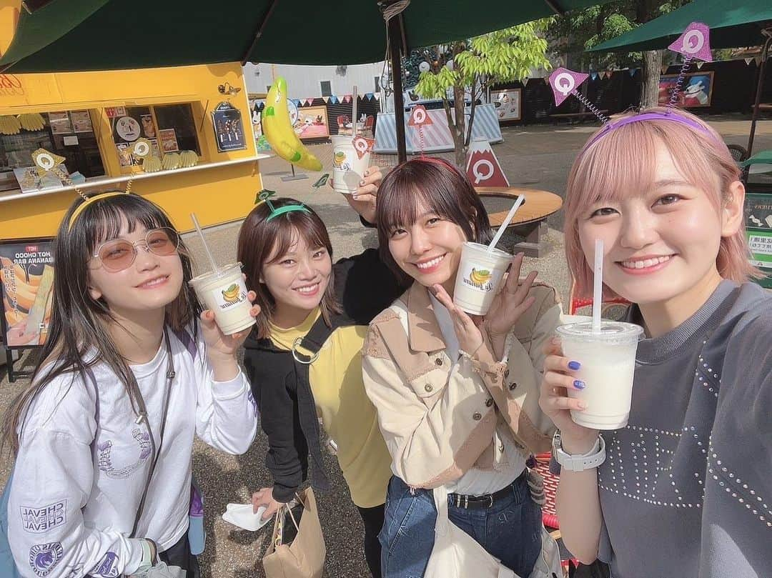 高木美佑のインスタグラム：「🎢 🎢 🎢  リハ日に行った #富士急ハイランド 楽しかった〜〜💗  みんなのキャラの色のカチューシャあったのも嬉しい🗻  #ピキピキ」