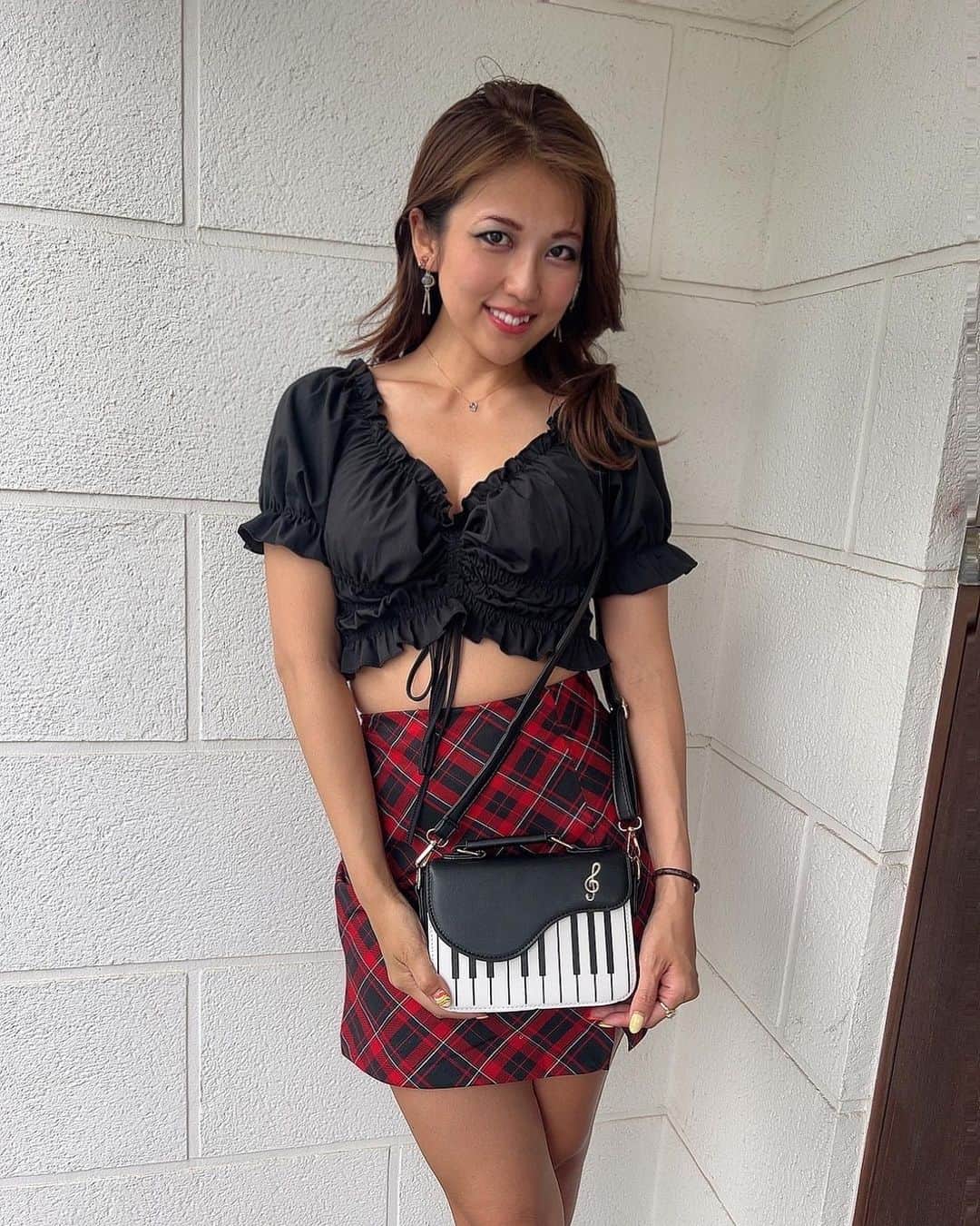 のインスタグラム：「#ピアノ の#ミニバック 可愛いっ❤️🎹🌹❤️✨️  🎼.•*¨*•.¸¸♬•*¨*•.¸¸ ♬︎*.:*❤️✨️  PR @Teens19shop #teens19 #アパレル通販 #レディースファッション #ネットショップ #プチプラコーデ #レディースコーデ  #インポート」