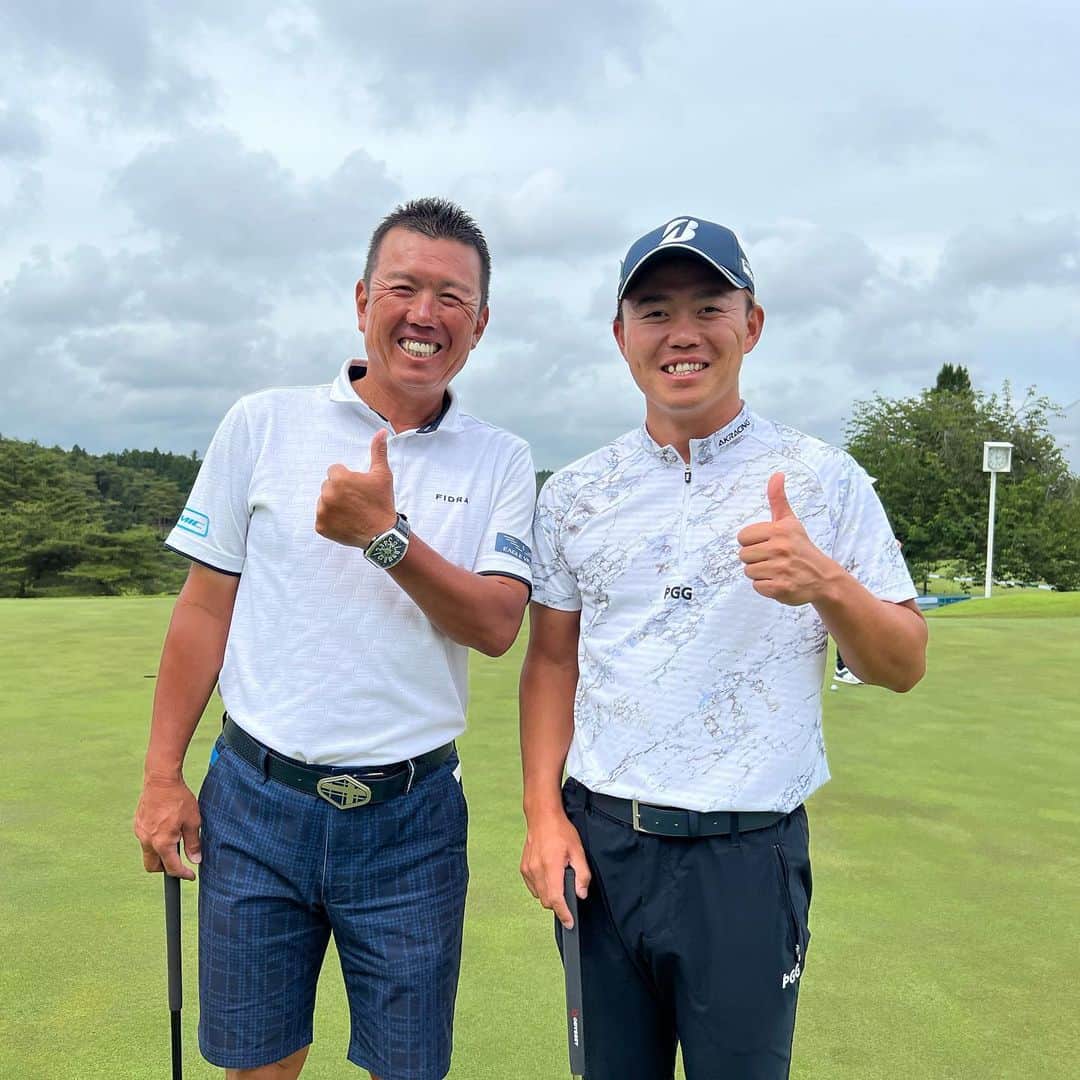  JGTO 男子プロゴルフツアーのグルメインスタ