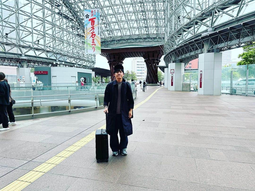 山本浩司さんのインスタグラム写真 - (山本浩司Instagram)「陸男と海男。」5月29日 15時49分 - yamamoto.tm3