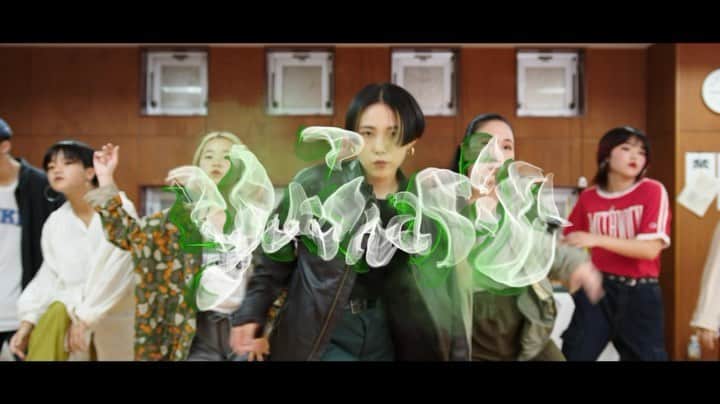yurinasiaのインスタグラム：「@jabbklab friday yurinasia lesson  choreographer @yurinasia  撮影映像制作 @ayumugugu  music @amy0aaamyyy   dancer @yurinasia  @cocoroyen  @rioparasite  @bethharmon_sanjunipero  @___orta___  @kotasimpson__  @bubblegum_sanjunipero  @___domi.___  @_amidah._」