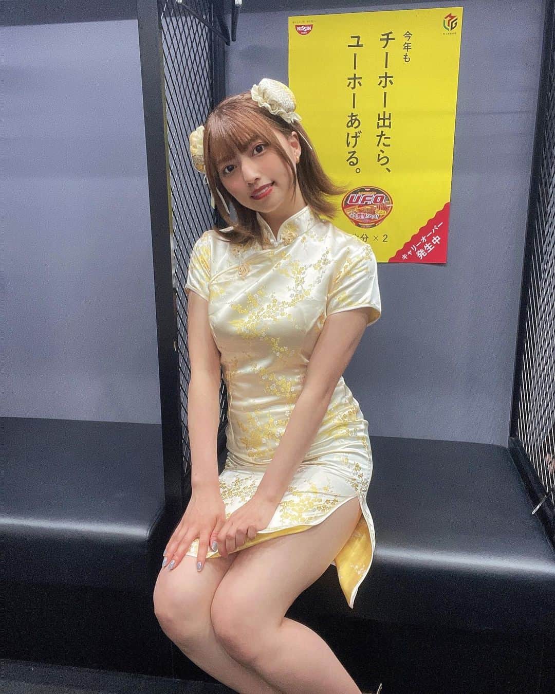 のインスタグラム：「麻雀最強戦×Mリーグスペシャルマッチ🀄️✨  いつも画面越しに見てるMリーグのスタジオにお邪魔しました☺️  神聖なる場所すぎてずっと「うわー！」って言ってた🙏  優勝者は園田選手👑 おめでとうございます！！  #麻雀 #麻雀女子 #麻雀最強戦 #Mリーグ」