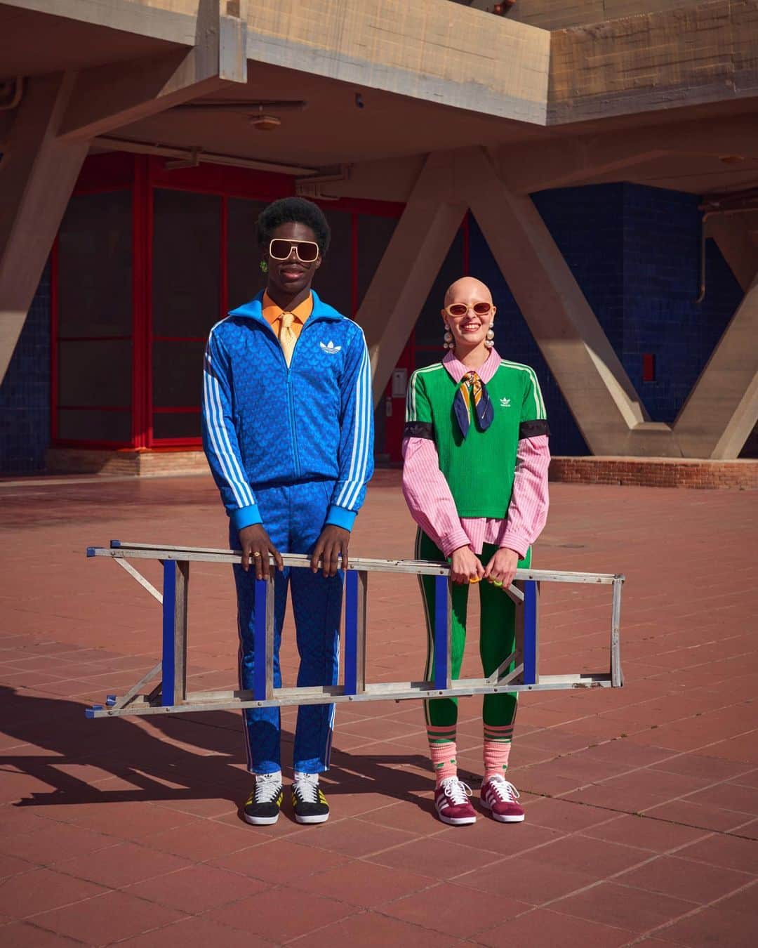 adidas Originalsのインスタグラム：「It's giving '70s and we're here for it. 🪩​ ​ adicolor 70s available now on adidas.com/adicolor. Link in bio.」