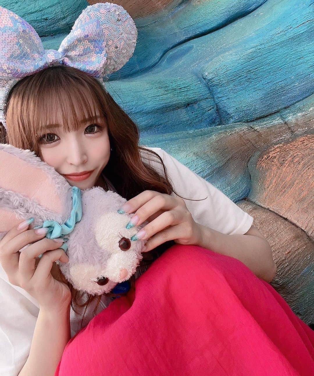 のインスタグラム：「🐭🏰🌈💗  #新潟#駅前#古町#アルバトロス#ALBATOROSS#キャバクラ#ラウンジ#新潟ナイトナビ#新潟繁華街美女#古町案内所#美女図鑑#キャバ図鑑#女の子#お酒#シャンパン#東京ディズニーシー#ディズニーコーデ#フォローミー」
