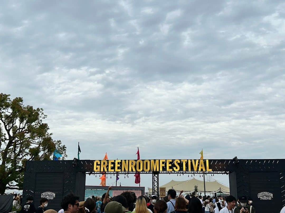 SONOMIさんのインスタグラム写真 - (SONOMIInstagram)「2023.5.28 『GREENROOM FESTIVAL at 横浜赤レンガ倉庫』 今年もオープニングから最高に盛り上がりましたね！！ 全力パフォーマンスのKREさんと全力で楽しむ皆さんの相乗効果で会場がえらいこっちゃな盛り上がり🔥 物凄いパワーを感じながら歌うことができました🙌 6/10の大阪のGREENROOMも楽しみ🔥🔥🔥  #KREVA #greenroomfestival」5月29日 17時58分 - song_chang