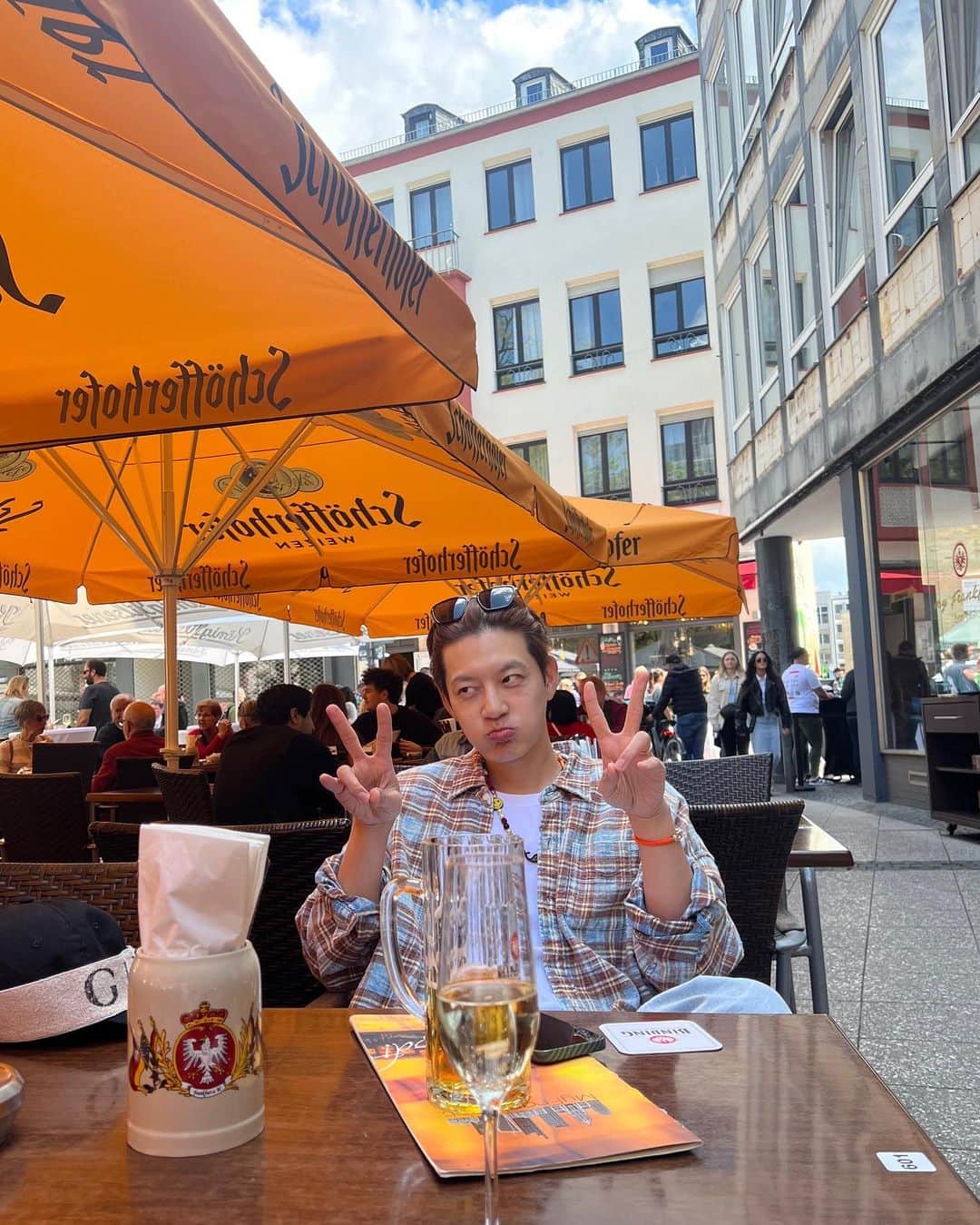 のインスタグラム：「🍺🗼🍗 🖼️」