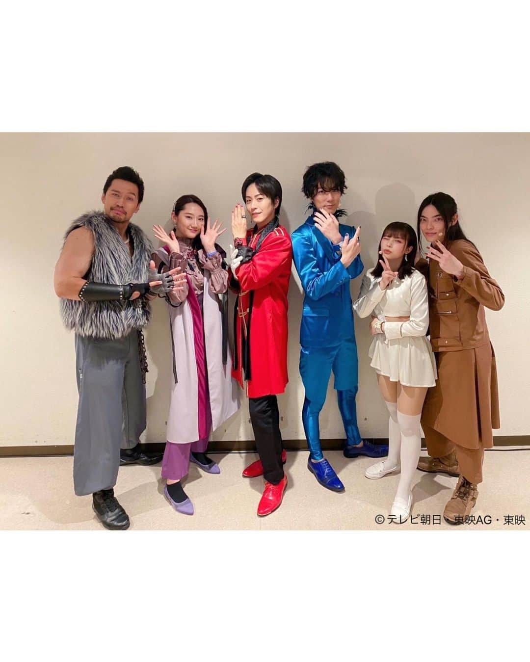 高井真菜さんのインスタグラム写真 - (高井真菜Instagram)「昨日の #ドンブラザーズFLT ご来場、ご視聴いただきありがとうございました！ 皆さんとお会いできて沢山笑えて幸せでした。  脳人6人衆だいすきです。 そしてこれからもずっとドンブラザーズが大好きです！！！！💜  #ドンブラザーズ #脳人」5月29日 20時00分 - mana_takai